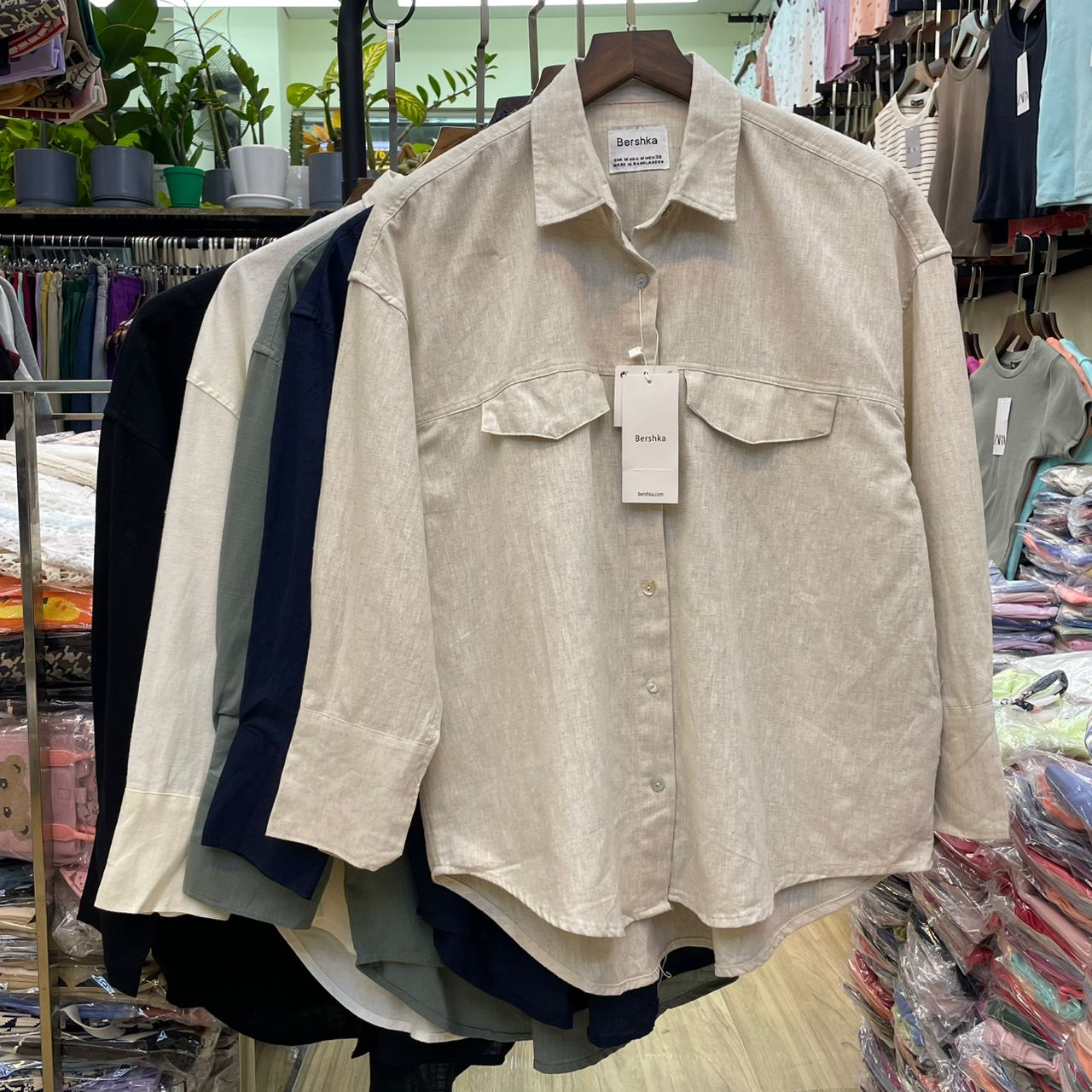 شومیز کتان | برند برشکا BERSHKA - Image 3